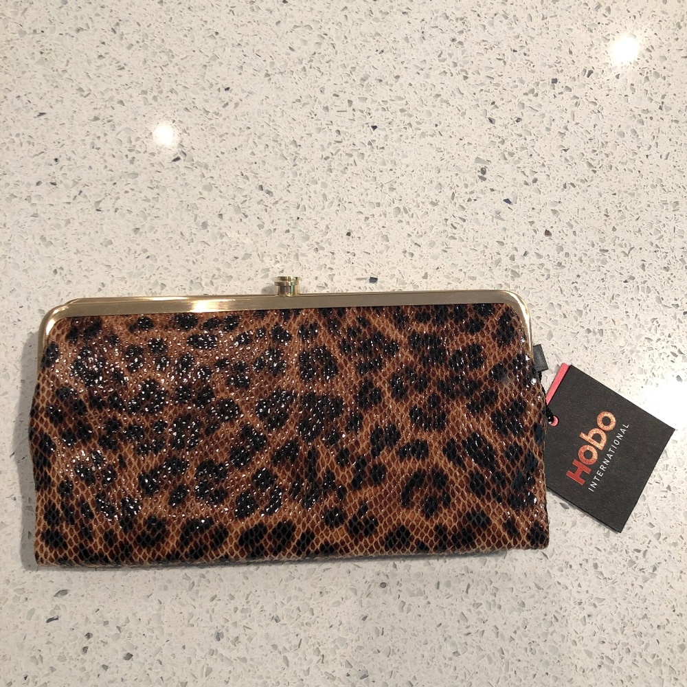 HOBO Lauren Clutch Wallet NWT